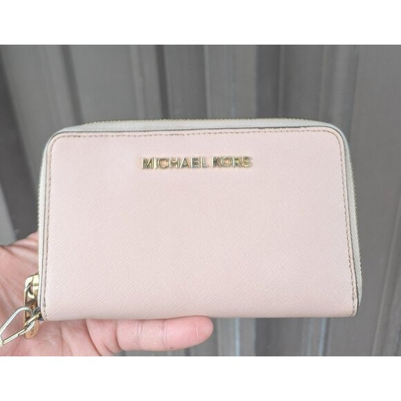 Michael Kors Saffiano Leather Large Smartphone Wristlet Wallet - Picture 12 of 12